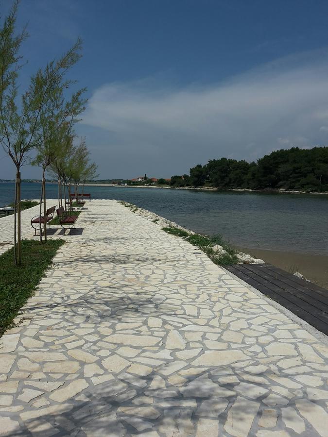 Atena Zaton Apartment Nin Bagian luar foto